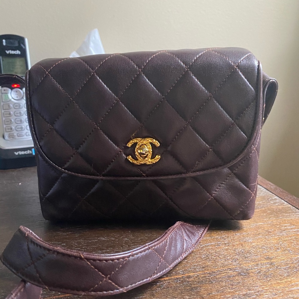 Brown leather Chanel handbag